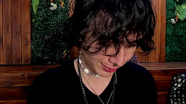 brunodeluca_ (M twink) - Sloppy blowjob on my knees 👄🍆