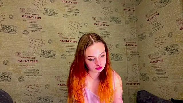 emi_less webcam