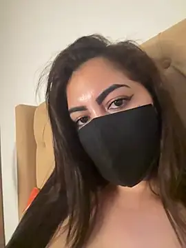 Hot-Sarah-arab