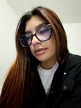 cutetemari webcam