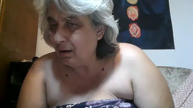 ExquisiteMature webcam