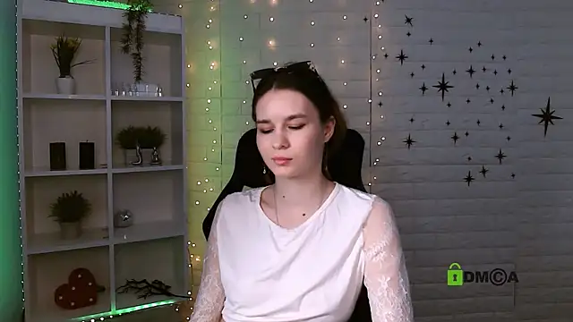 angie_foxy1 webcam