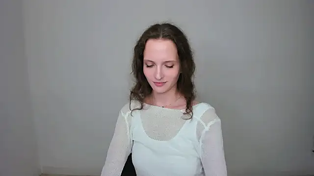 Ariadna_Shy webcam