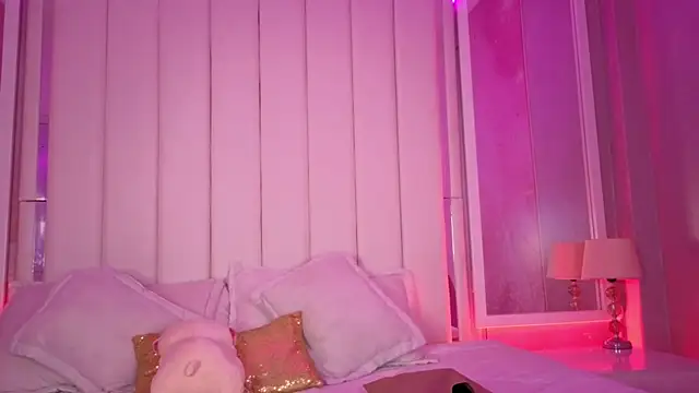 Alyana_Skinny webcam