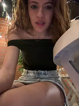 alana15 webcam