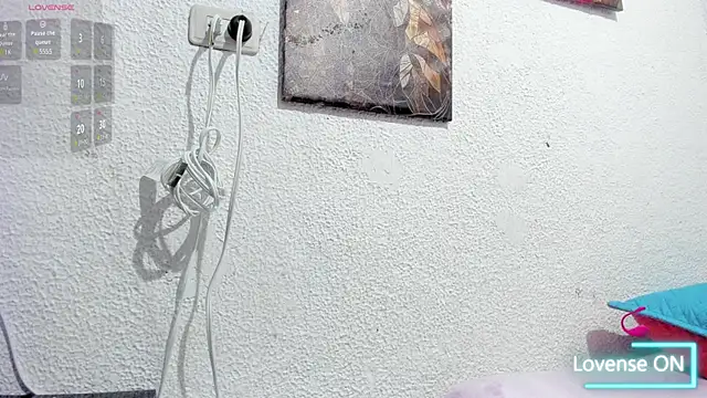 Lola_wish1 webcam
