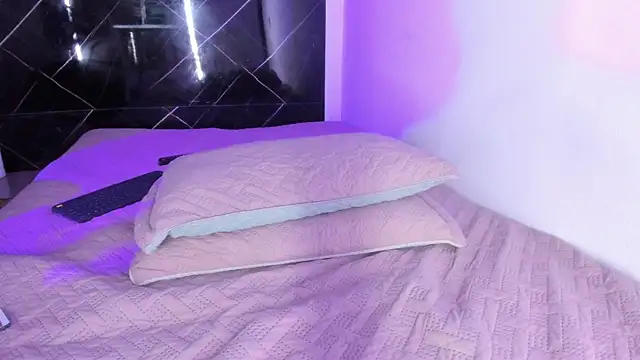 Adrian_Wolf webcam