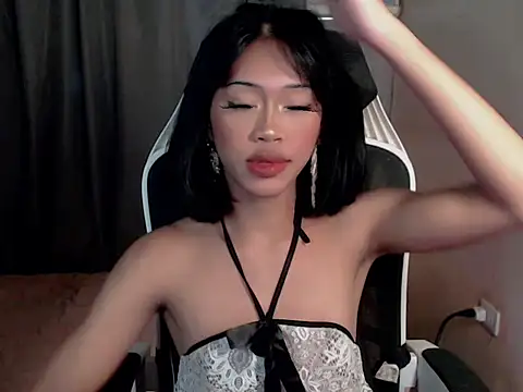 urcurlydiva webcam