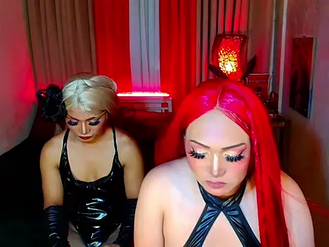 Phenomenal_Shemale webcam