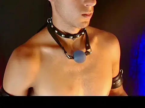 dark_men1 webcam
