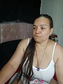 Zuleyka_69 live cam on StripChat