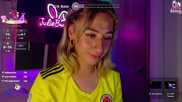 Littlebunny21 live cam on StripChat