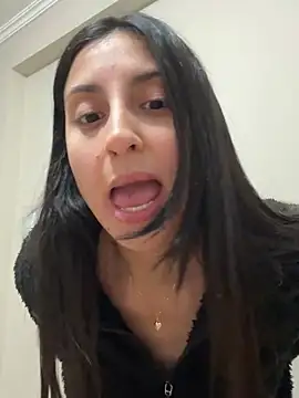 itsmiasofia live cam on StripChat