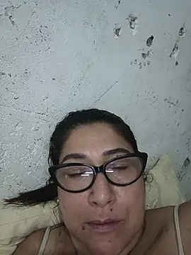 PatriciaGrajales live cam on StripChat
