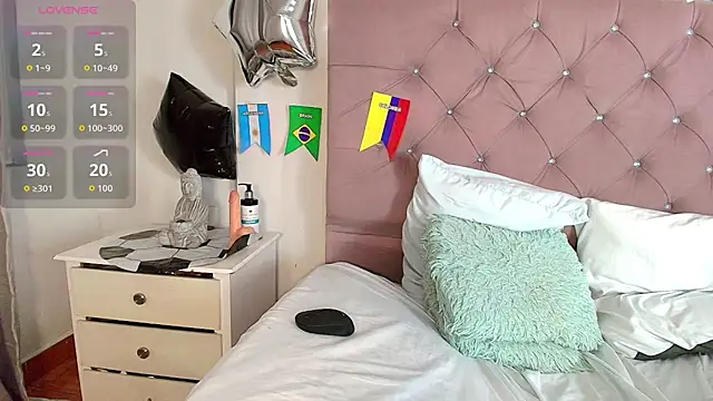 Xyren_Carter live sex cam