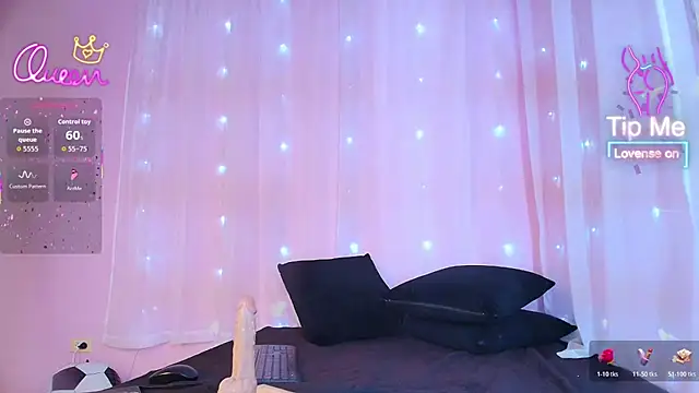 SunnyGilmoree webcam