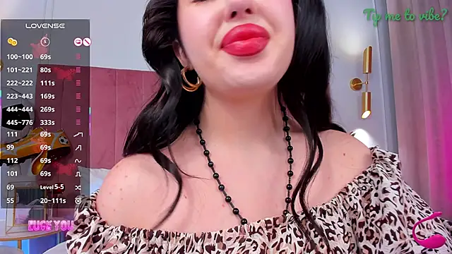Mayzzie webcam