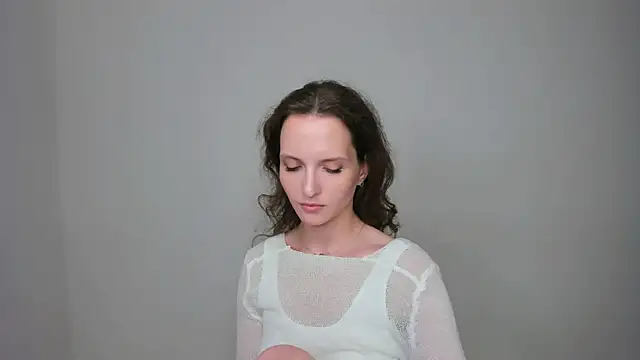 Ariadna_Shy webcam