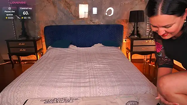 VelvetLuck webcam