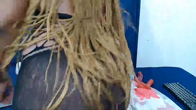 SexyRebellicious webcam