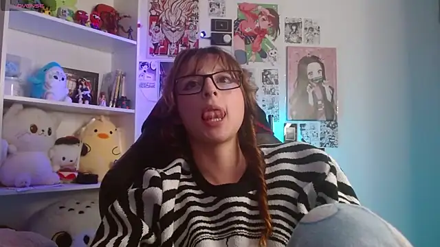 CelesteAyase webcam
