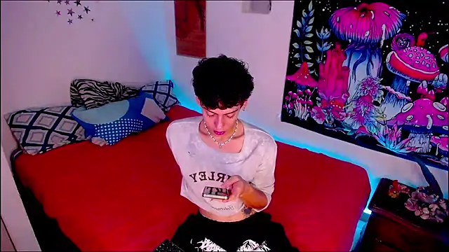 Thedoll_ethan7 webcam