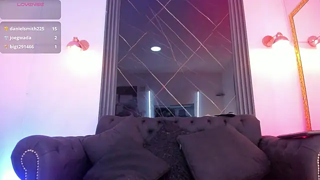 VickyJohnson1 webcam