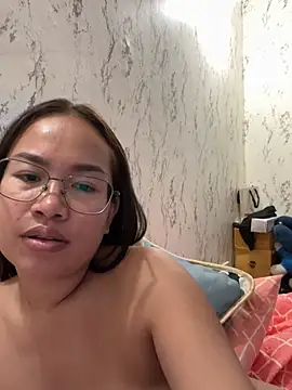Ponthip webcam