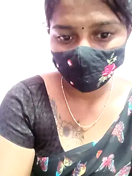CuteDevilAnu webcam