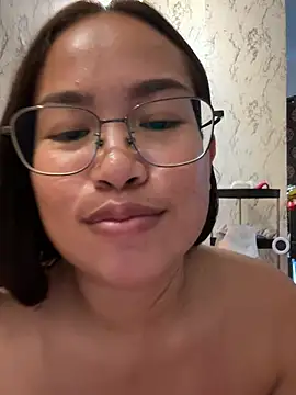 Ponthip webcam
