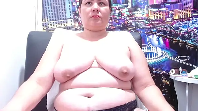 tila_nastyy webcam