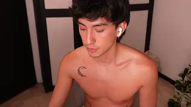sweettaaron01