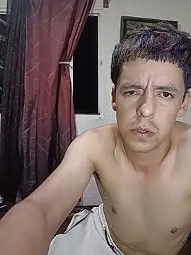Junior_47 webcam