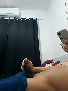 ofjuliaa webcam