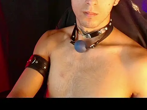 dark_men1 webcam