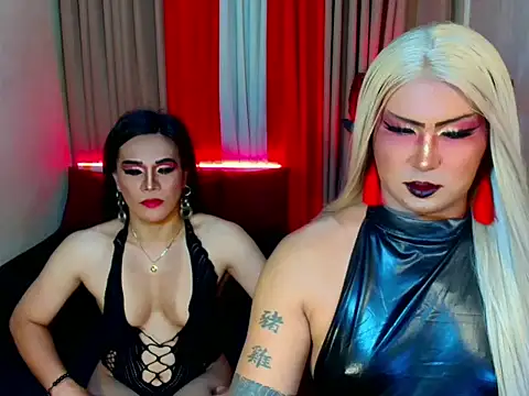Wildest_Slave_Huntress webcam