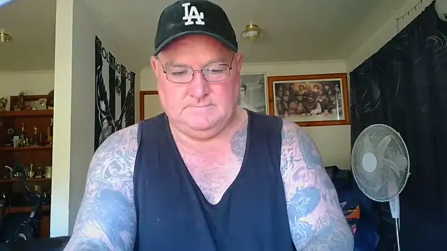 KINKYBLUEYES69 webcam