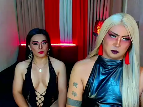 Wildest_Slave_Huntress webcam