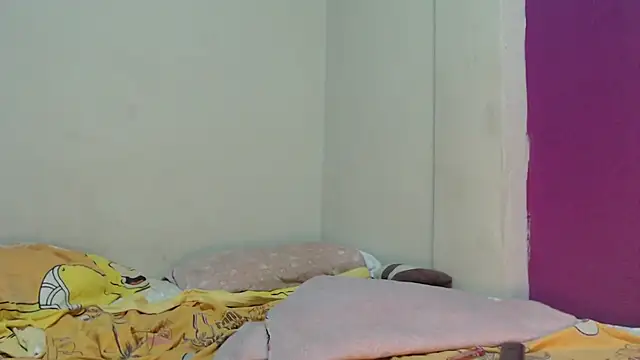 AlinaWoolf_ webcam