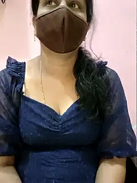 Latha_lovely live cam on StripChat