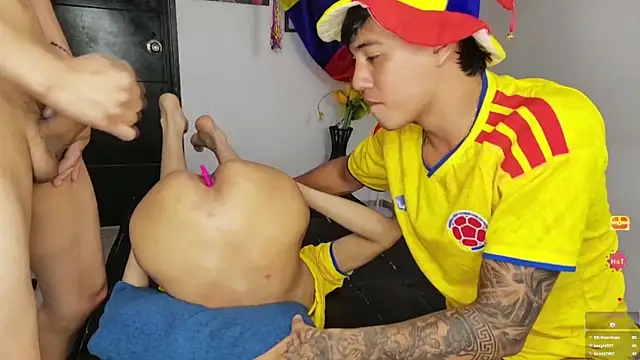 Voyeurism_guyss live cam