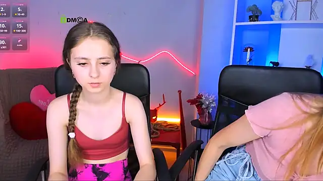 rebecca_smile webcam