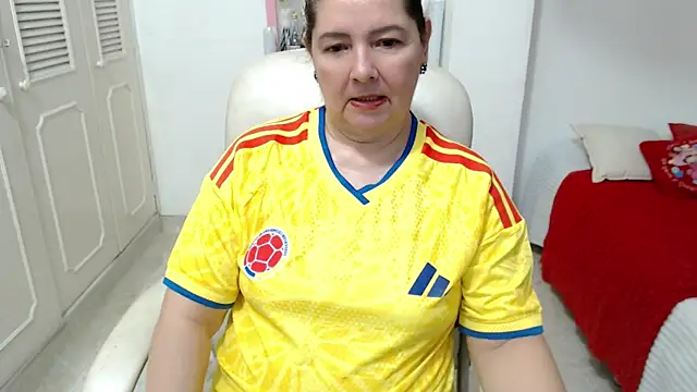 leonela_69 webcam