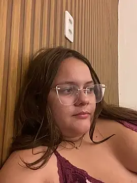 Laryssinha_69 webcam