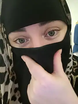 Bisan_sexy live sex cam