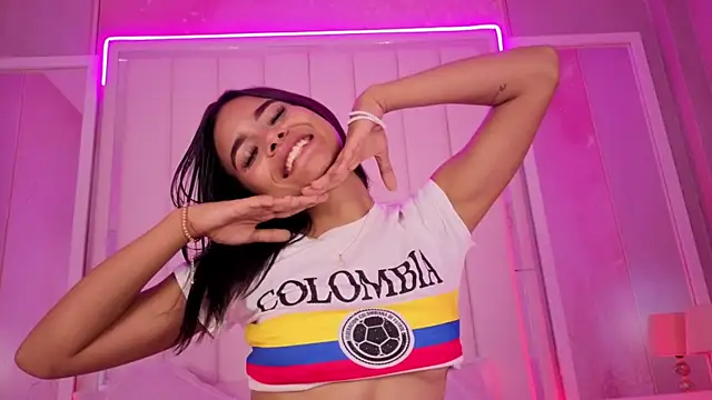 Alyana_Skinny webcam