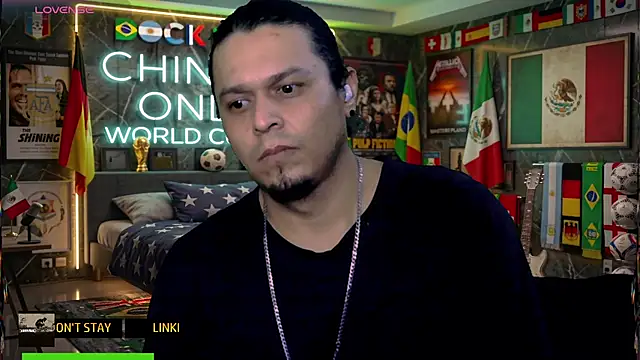 chino_roz webcam