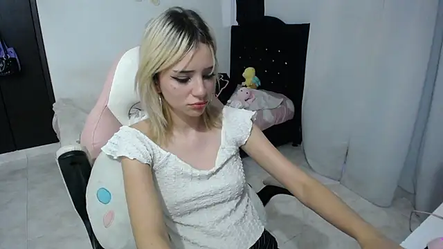 Elizabeth_rose02 webcam