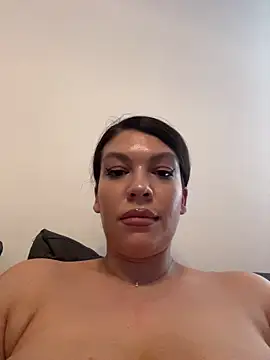ClaraPasssion live cam on StripChat