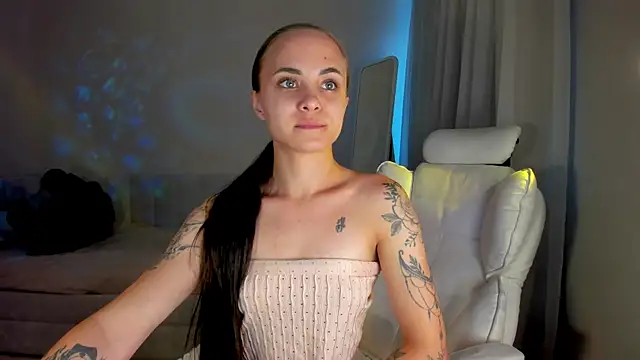 Black_Dollarss webcam